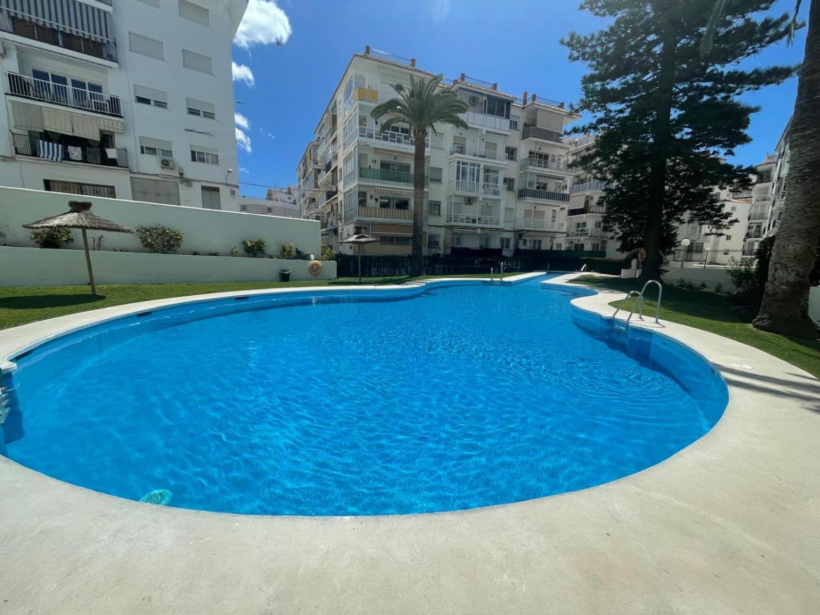 A Un Paso De Peatonal Del Balcon De Europa Apartment เนร์คา ภายนอก รูปภาพ